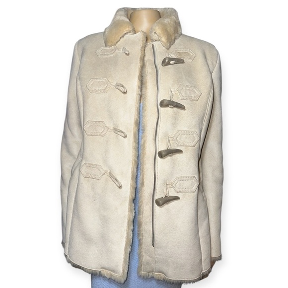 Vintage Ann Taylor Women's faux sherling Toggle Coat size S - Picture 3 of 12